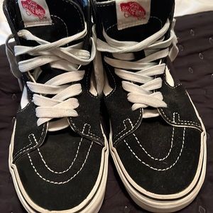 High top black vans